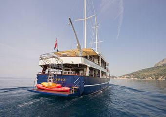 M/Y Luna