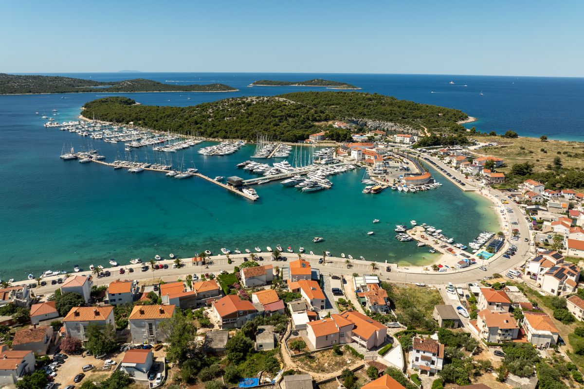 Luxury island hopping Croatia yacht Adriatic coastal scenery