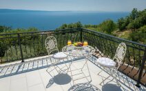 Villa JESENICE 1 | Vacations in Croatia