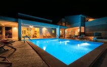 Villa PRIMOSTEN 8 | Relaxing and invigorating holiday