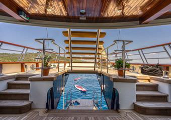 Yacht Casablanca - Mini cruiser | Visit the most beautiful