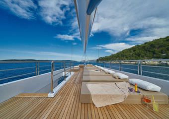Yacht Acapella | Your luxurious cruising vacation