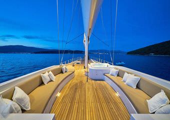 Yacht Acapella | Premium sailing escapades