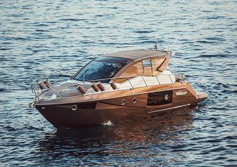 Cranchi M44 HT | Boat charter