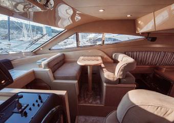 Ferretti 460 Fly | Yacht chartering elegance