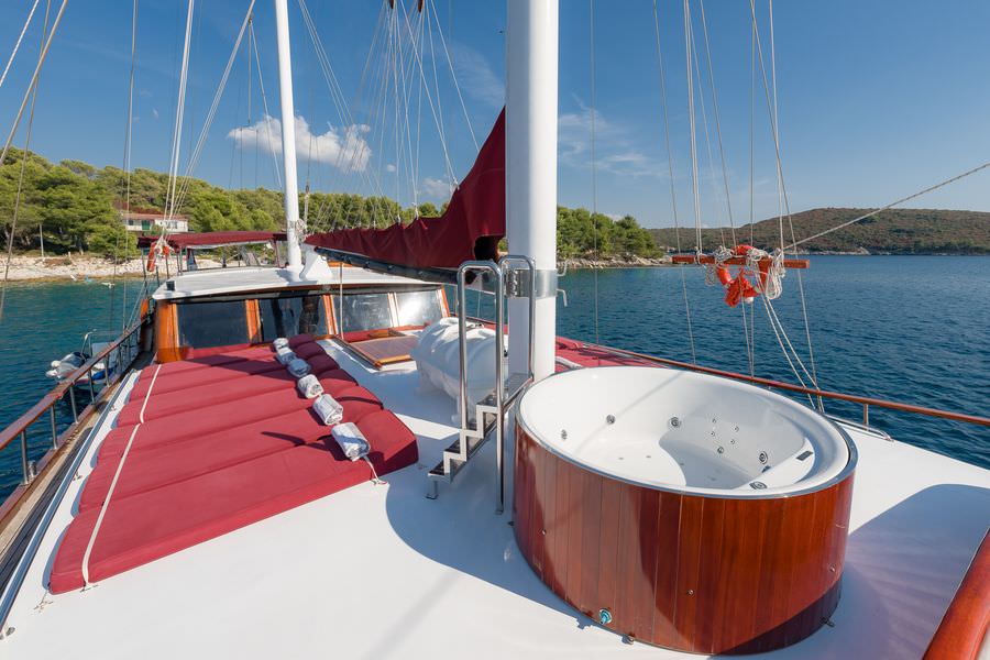 a yachting croatia