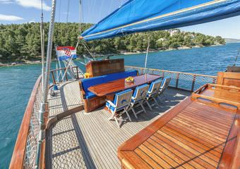 Gulet Luopan | Luxury yacht charter
