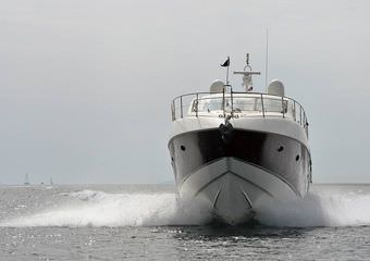 Sunseeker Predator 62 | Cruises and private gulet charter Croatia, Dubrovnik, Split.