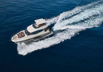 Prestige 630S Simull | Boat charter