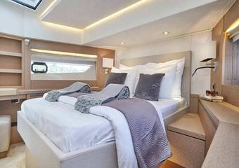 Prestige 630S Simull | Relaxing and invigorating holiday