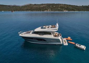 Prestige 630S Simull | Boats in Croatia