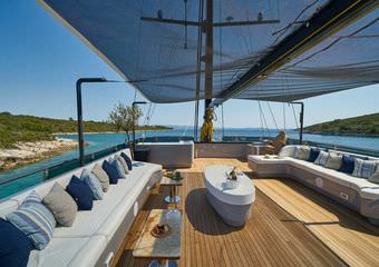 Yacht Rara Avis | Exclusive luxury yacht charter