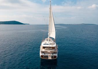 Gulet Sea Breeze | Blue cruise vacations in Croatia