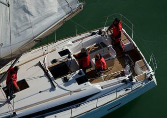 Sun Odyssey 439 | Magnificent traditional wooden 