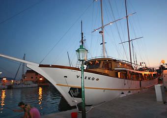 Yacht Catalea - Mini cruiser | Cruises and private gulet charter Croatia, Dubrovnik, Split.