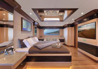 Yacht Meira | Luxury yacht charter