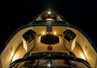 Novela | Sailing charter