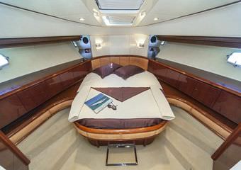 yacht san spirito | Chartering a luxurious vessel