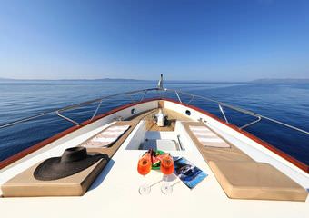 custom blanka | Cruises on traditional boat