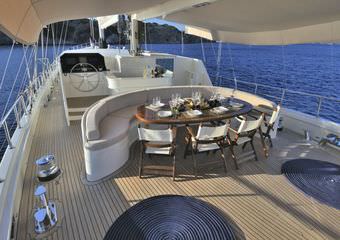 yacht corsario | Serene cruising adventure