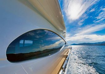ferretti 730 marino | Boat charter for personalized trips