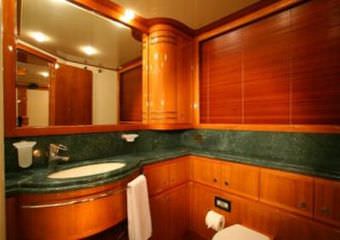 yacht diamond | Luxury yacht charter