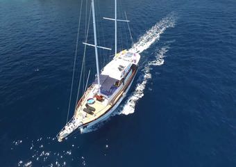 gulet vito | Explore through yacht charter