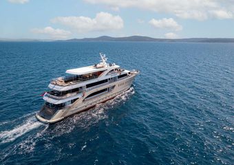 yacht queen eleganza | Charter