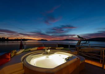 yacht captain bota | Chartering a luxurious vessel