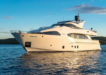 yacht captain bota | Activities with gulet in Croatia